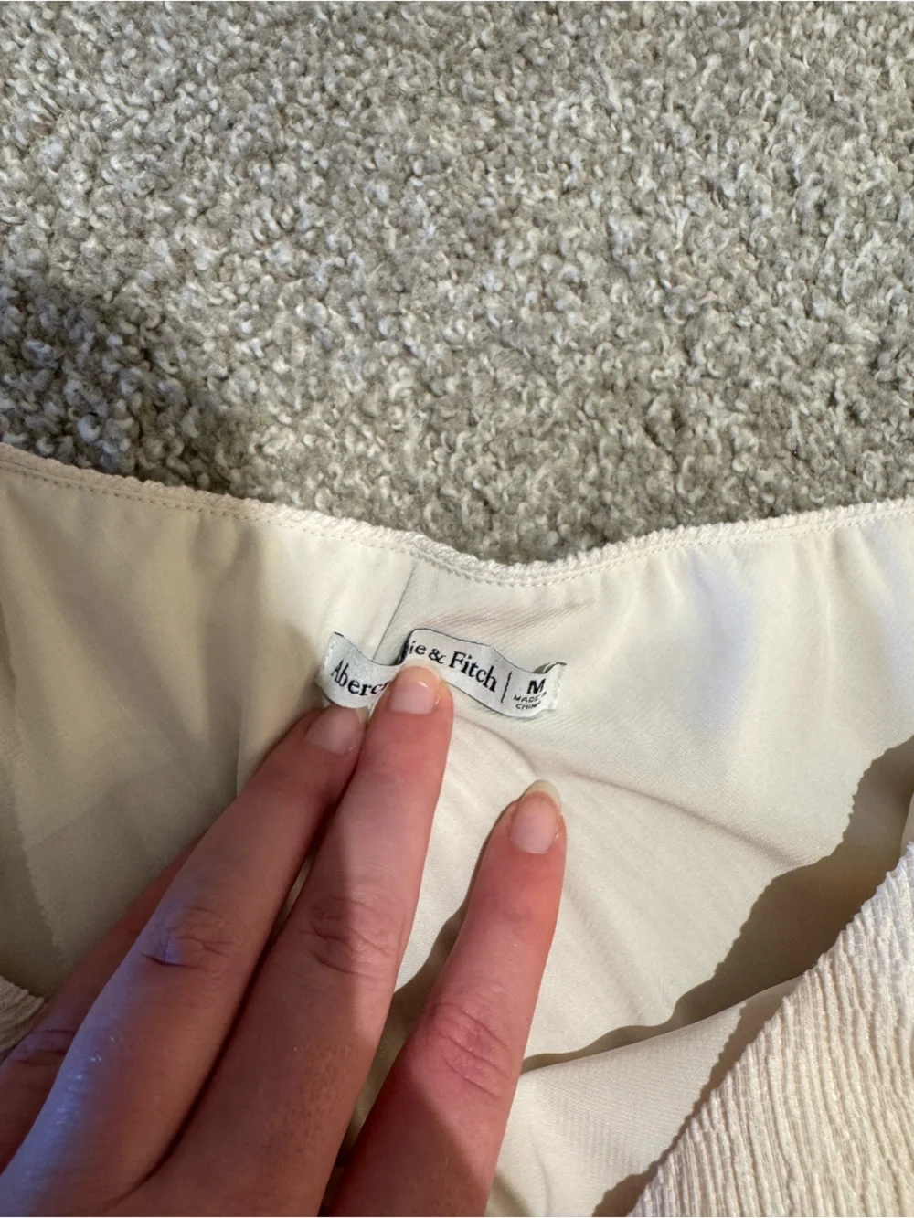 Abercrombie & Fitch sleek skirt